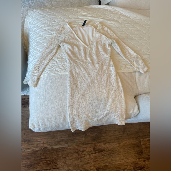 Divine dress - Picture 2 of 2